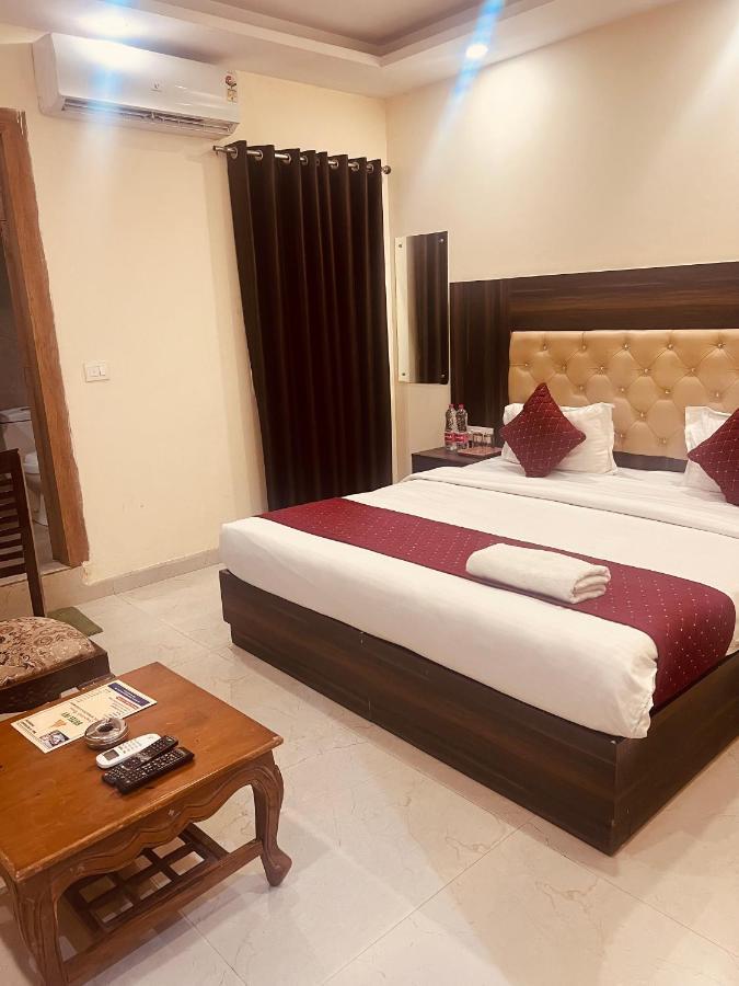 Hotel New City Lite Near Igi Airport Delhi نيودلهي المظهر الخارجي الصورة